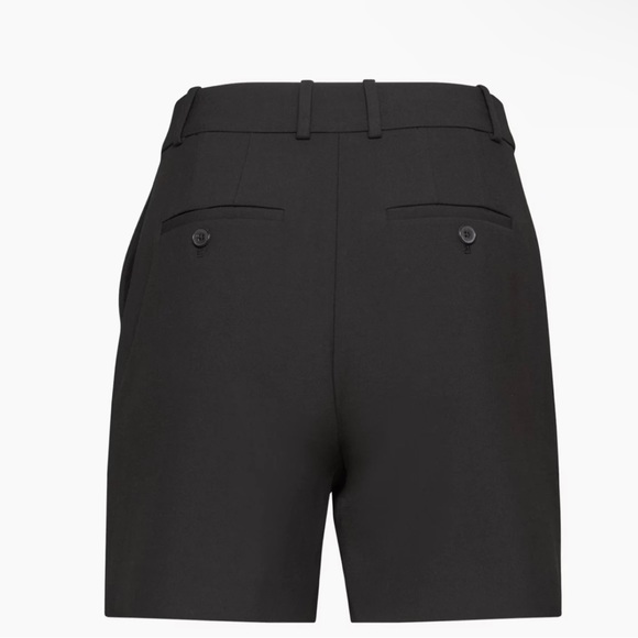 NWT Aritzia Agency 5" Short - Picture 8 of 10